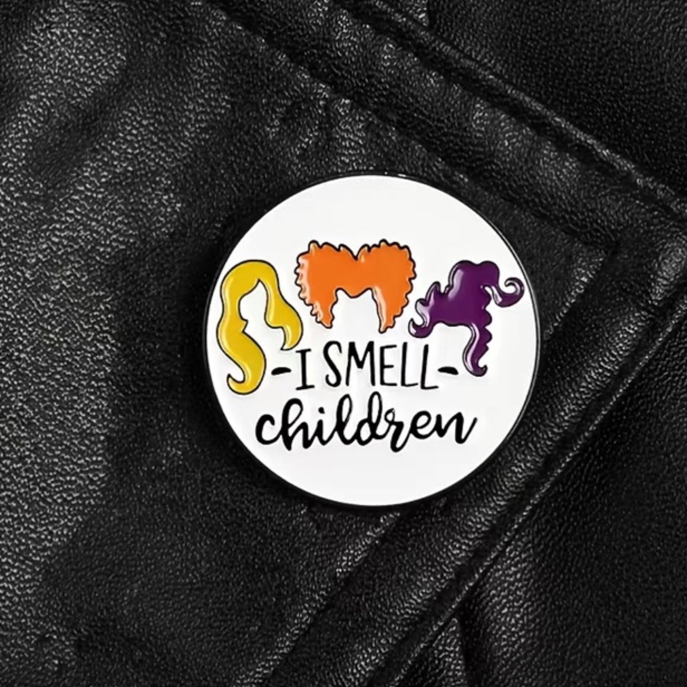 💎 Hocus Pocus Enamel Pin - Picture 3 of 5